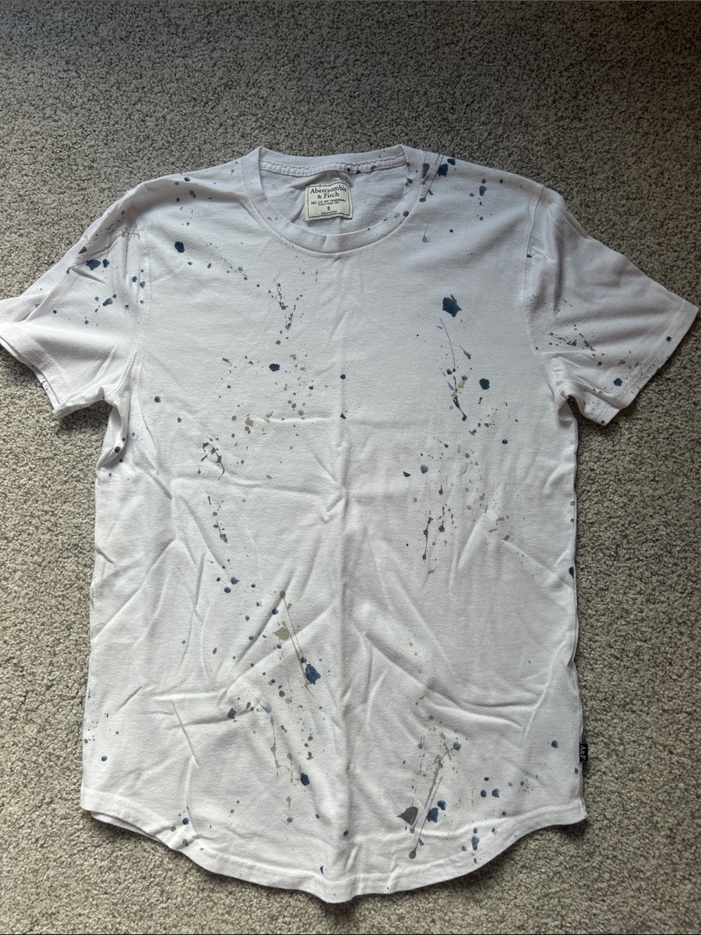 Abercrombie & Fitch White Short Sleeve Crew with Blue & Gray Paint-Splatter